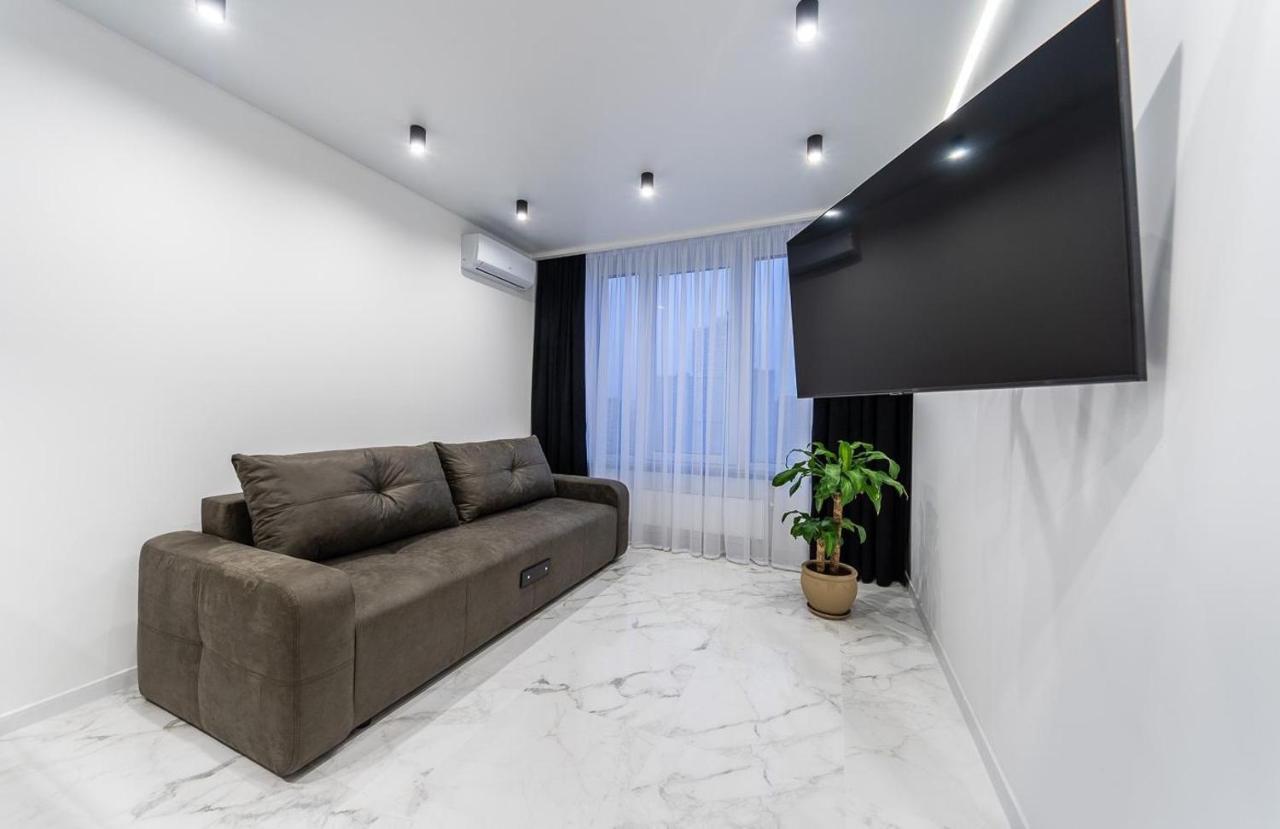 Новая Квартира С Авторским Ремонтом В Жк Seven Днепровская Набережная Kyiv Exterior photo